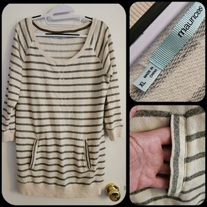 SIZE XL Maurices Cream and Gray Striped Women's Sweater
